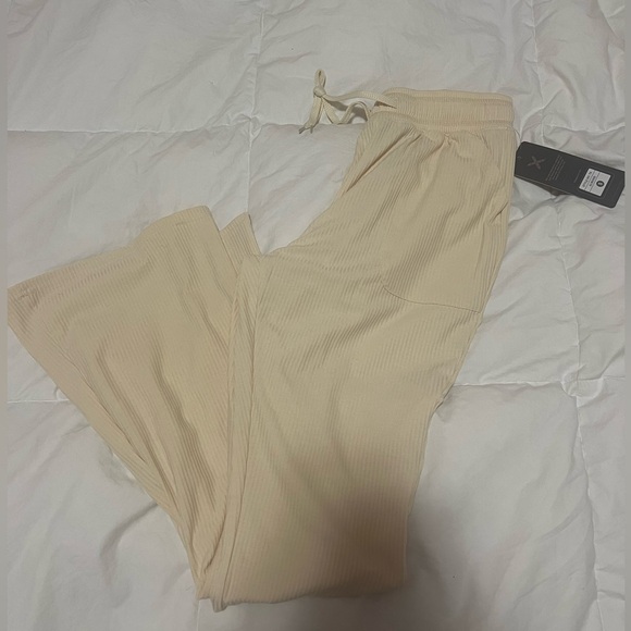 Almond flare pants size small - Picture 3 of 5